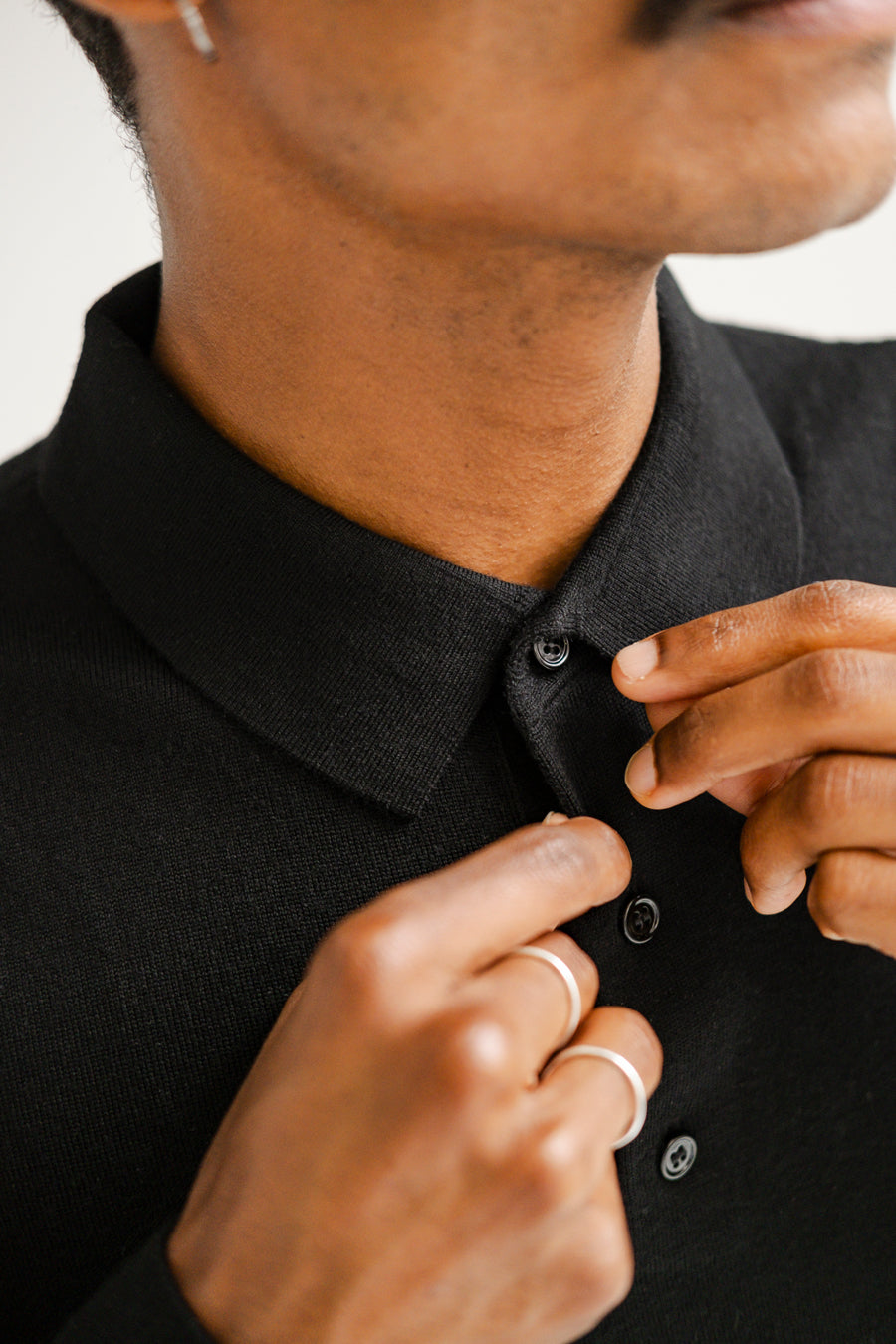 MERINO BLACK POLO LONG SLEEVE